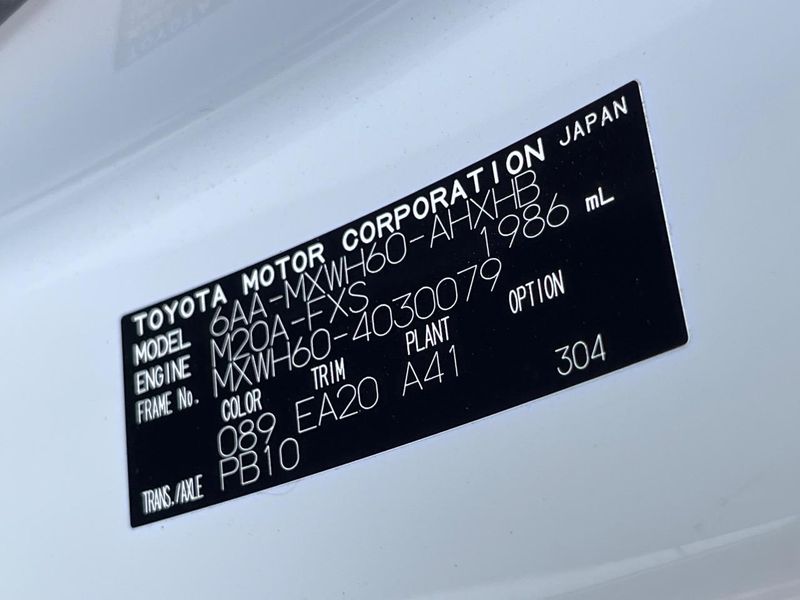 2023 Toyota Prius 6AA-MXWH60 (UW-6a433447ac20f)[1]
