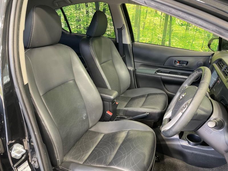 2014 Toyota Aqua DAA-NHP10 (UW-6a433458401af)[27]