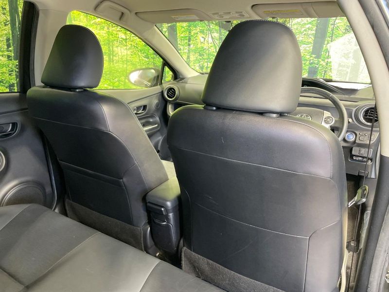 2014 Toyota Aqua DAA-NHP10 (UW-6a433458401af)[29]