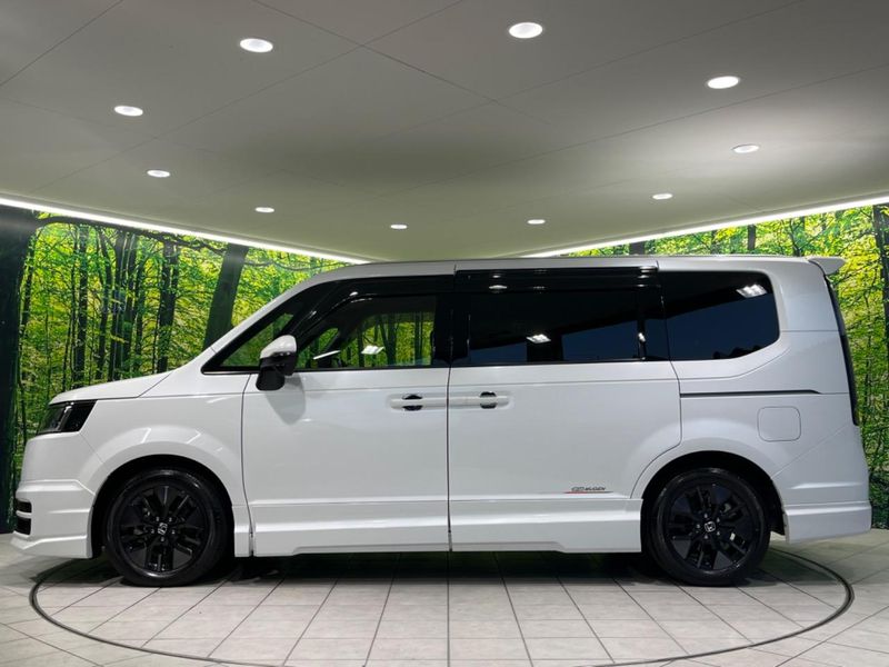 2023 Honda Step Wagon 6AA-RP8 (UW-6a433476091ca)[14]