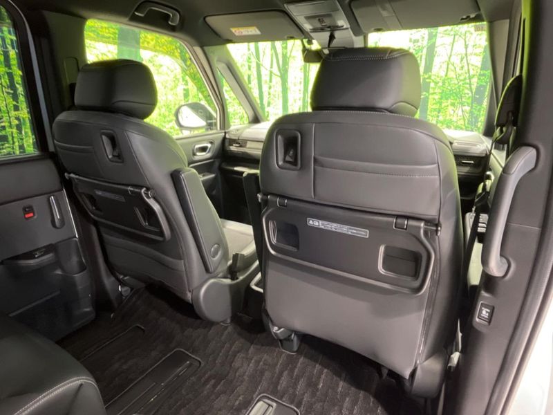 2023 Honda Step Wagon 6AA-RP8 (UW-6a433476091ca)[27]