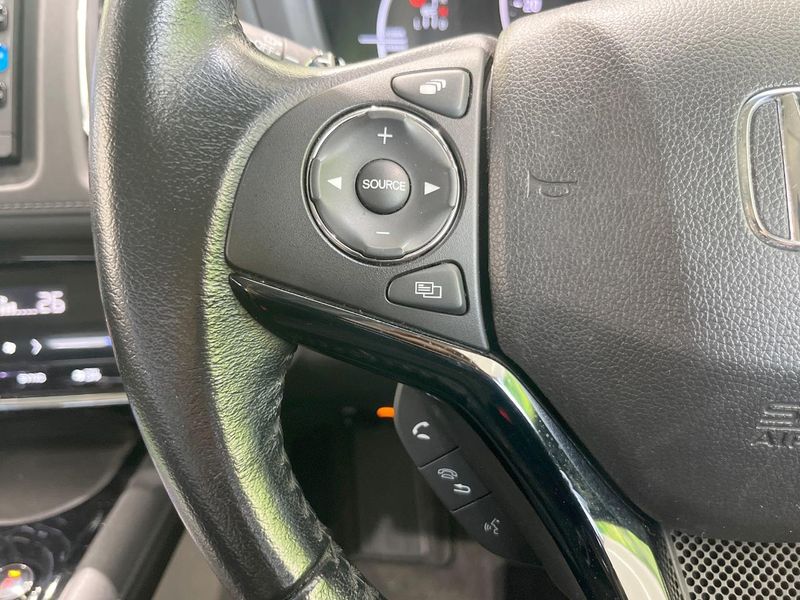 2016 Honda Vezel DAA-RU3 (UW-6a433477a5aa3)[23]