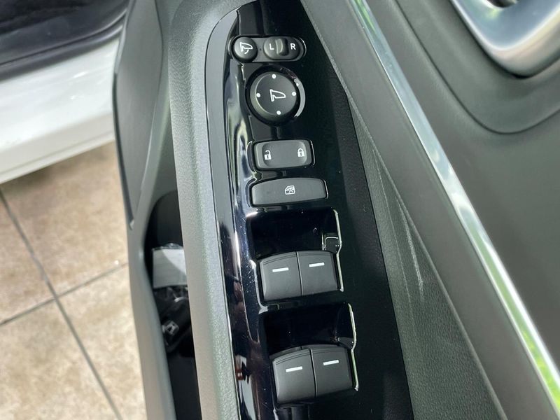 2023 Honda Vezel 6AA-RV5 (UW-6a43348092433)[11]