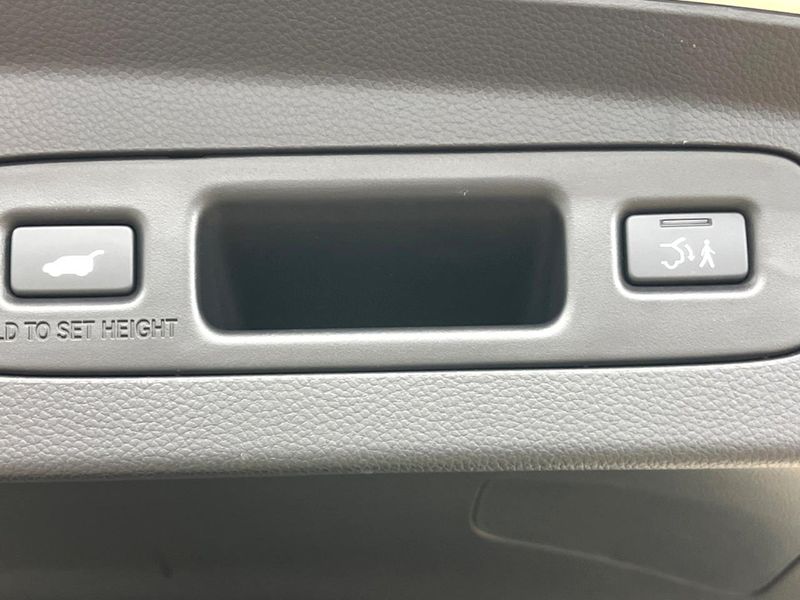 2024 Honda Vezel 6AA-RV5 (UW-6a433481a4748)[23]