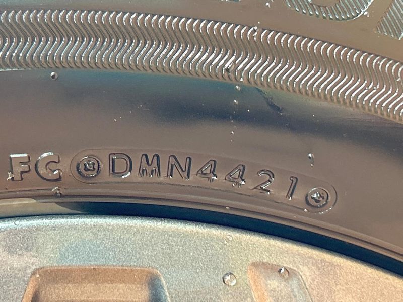 2021 Subaru Forester 5AA-SKE (UW-6a433498e7db6)[9]