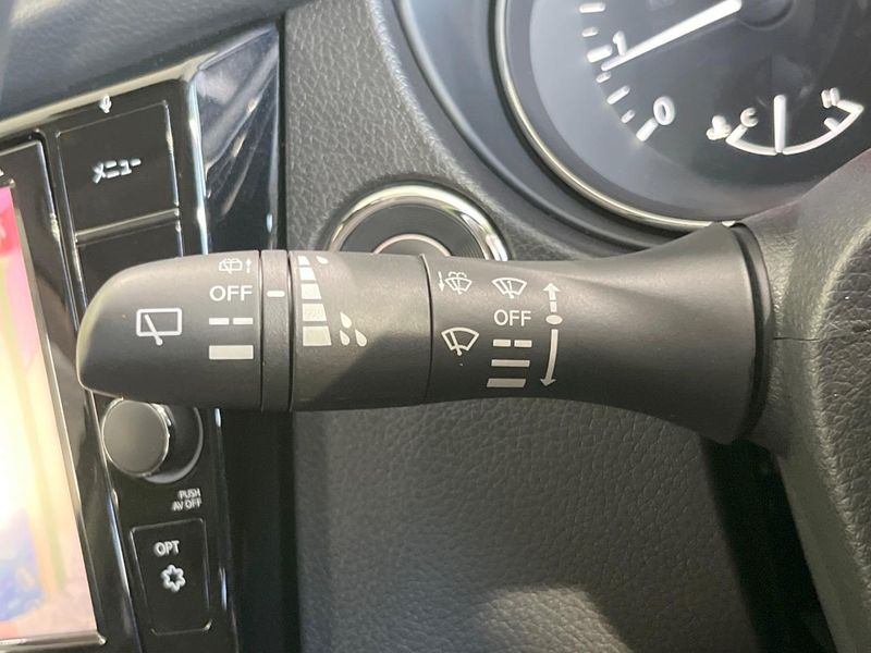 2018 Nissan X-Trail DBA-T32 (UW-6a43349c9df53)[26]
