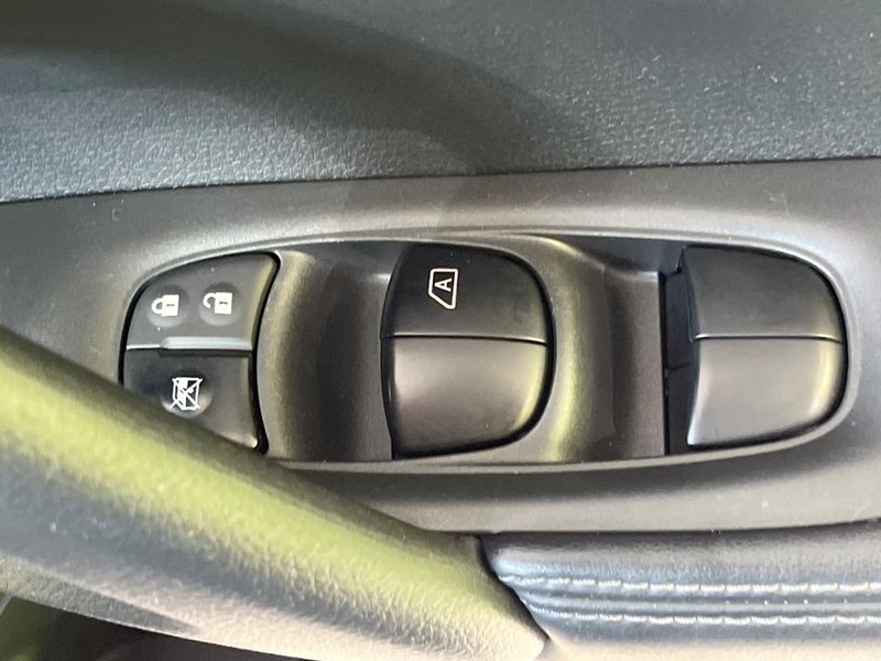 2018 Nissan X-Trail DBA-T32 (UW-6a43349c9df53)[18]