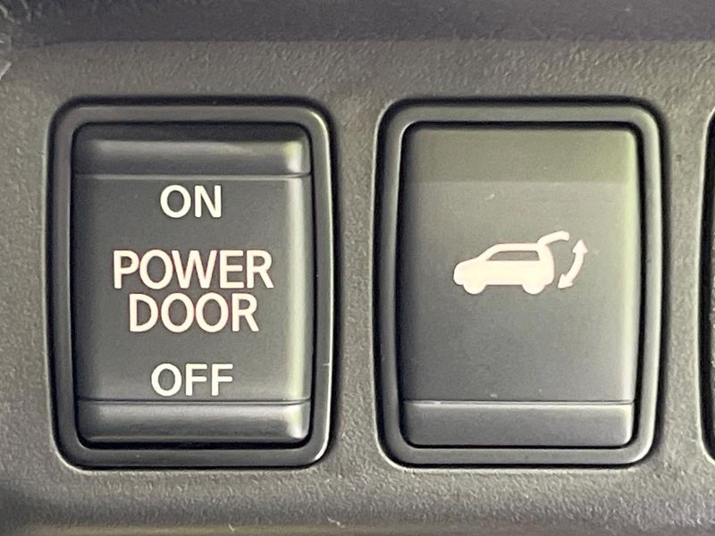 2018 Nissan X-Trail DBA-T32 (UW-6a43349c9df53)[19]