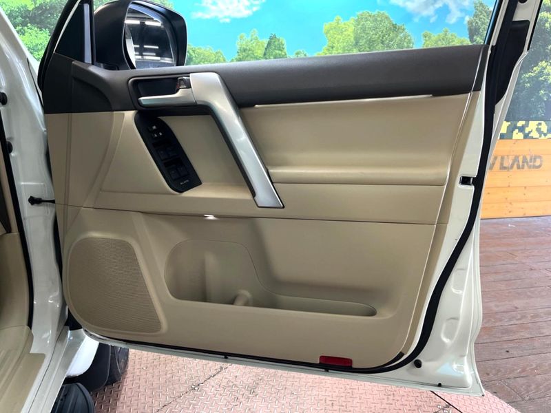2023 Toyota Land Cruiser Prado 3BA-TRJ150W (UW-6a4334a43c00e)[22]