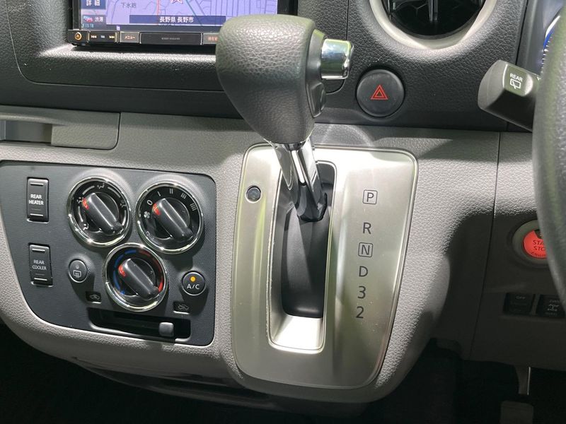 2016 Nissan NV350 CARAVAN VAN LDF-VW6E26 (UW-6a4334b3cf3c3)[13]