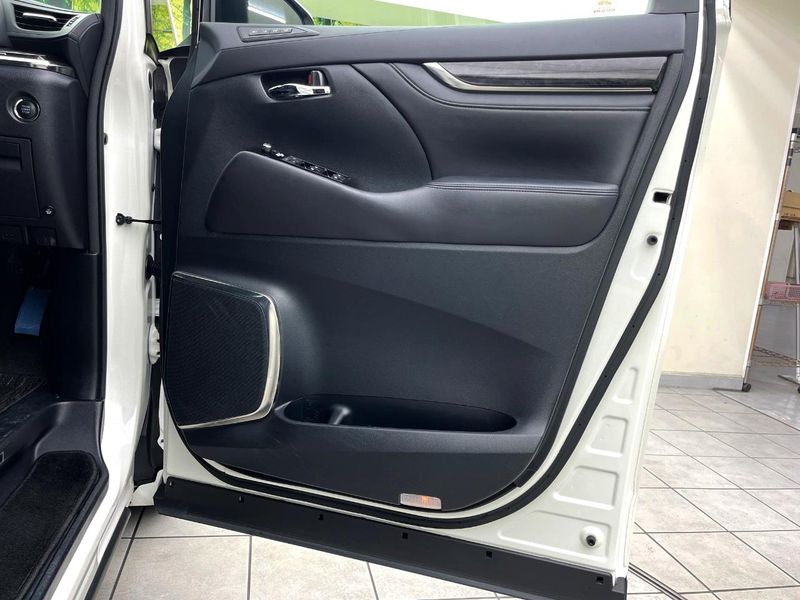 2019 Toyota Alphard DBA-AGH30W (UW-6a45d59c0ebef)[29]