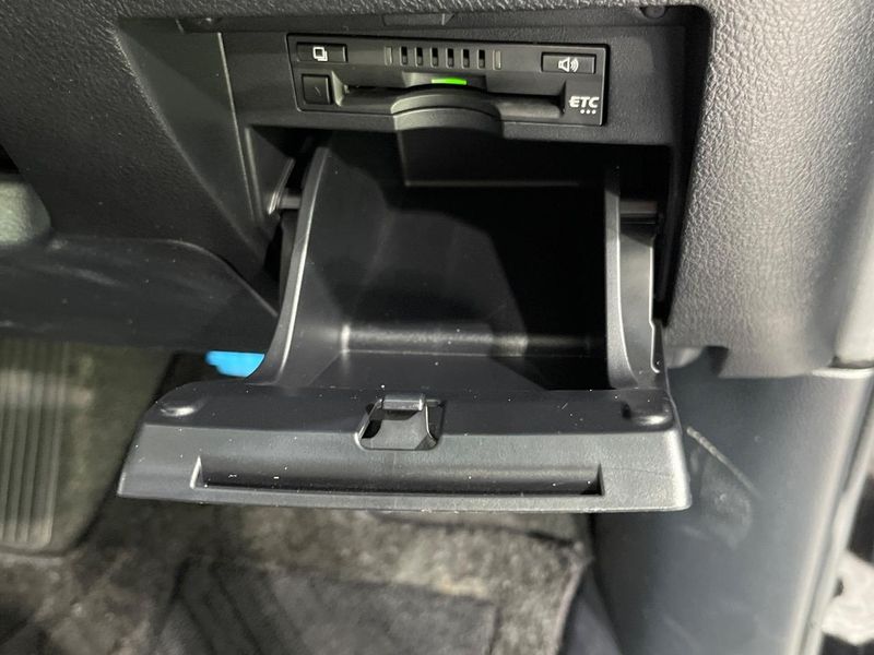 2021 Toyota Alphard 3BA-AGH30W (UW-6a45d5a337f14)[10]