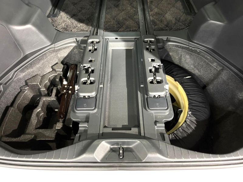 2024 Toyota Alphard 3BA-AGH40W (UW-6a45d5a59f2e3)[5]