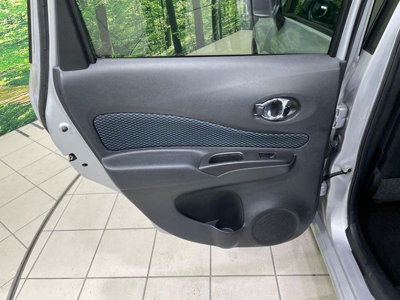2015 Nissan Note DBA-E12 (UW-6a45d5ee771e1)[27]