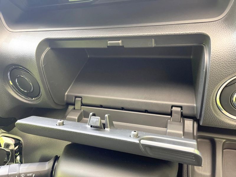 2021 Honda N-BOX CUSTOM 6BA-JF3 (UW-6a45d6500e475)[25]