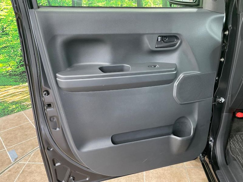 2017 Daihatsu Wake DBA-LA700S (UW-6a45d6a8923c1)[27]