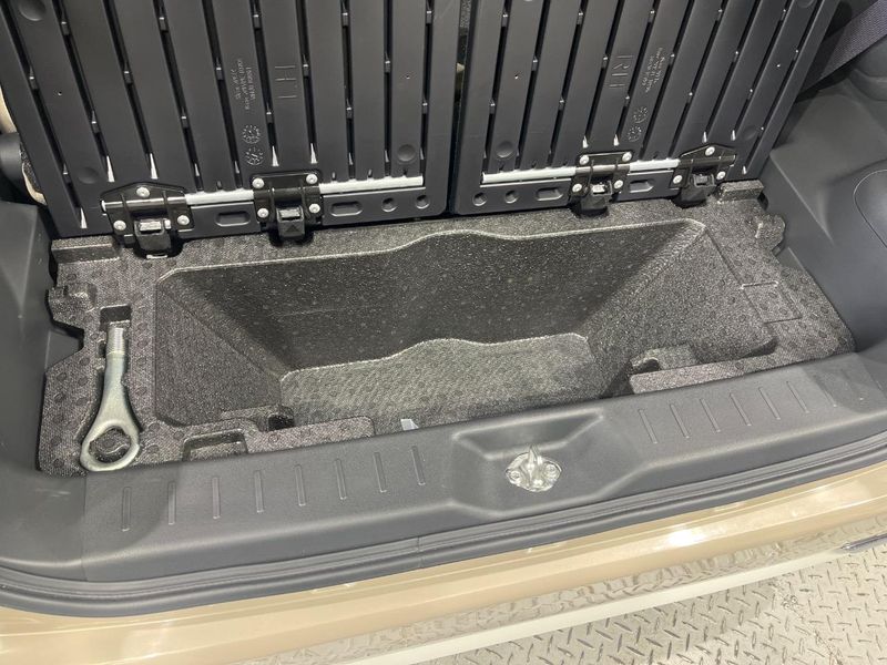 2018 Daihatsu Move Canbus DBA-LA800S (UW-6a45d6ab85b1a)[20]
