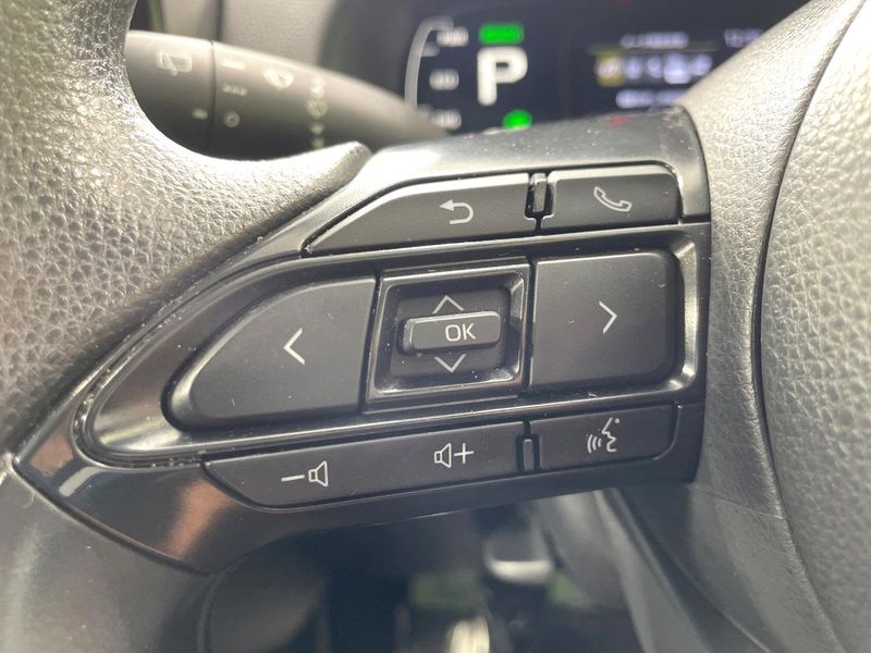 2023 Toyota Aqua 6AA-MXPK11 (UW-6a45d71bcc5bd)[27]