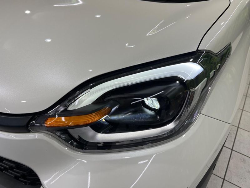 2023 Toyota Sienta 6AA-MXPL10G (UW-6a45d71f05712)[25]