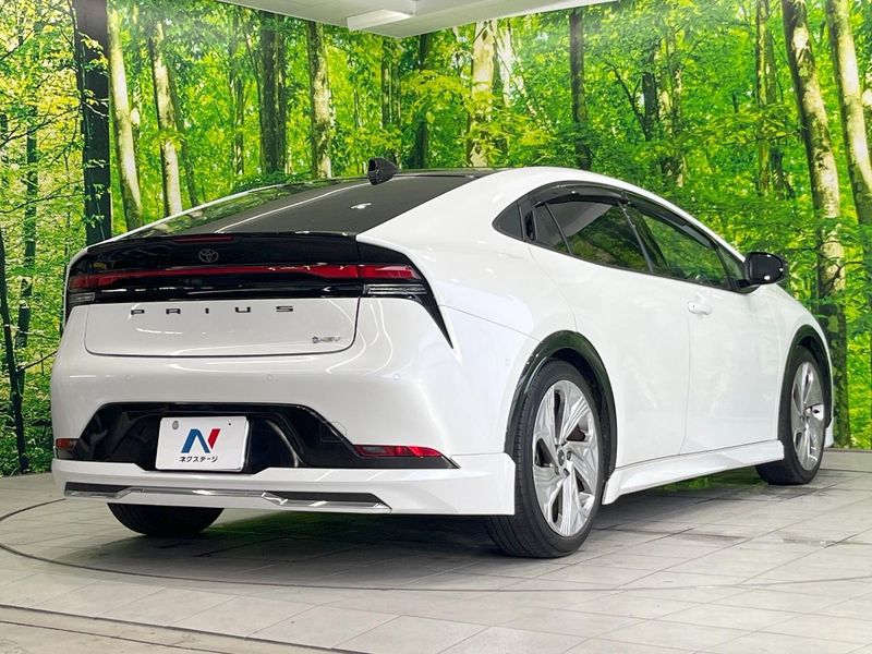2023 Toyota Prius 6AA-MXWH60 (UW-6a45d72a8b9cd)[8]
