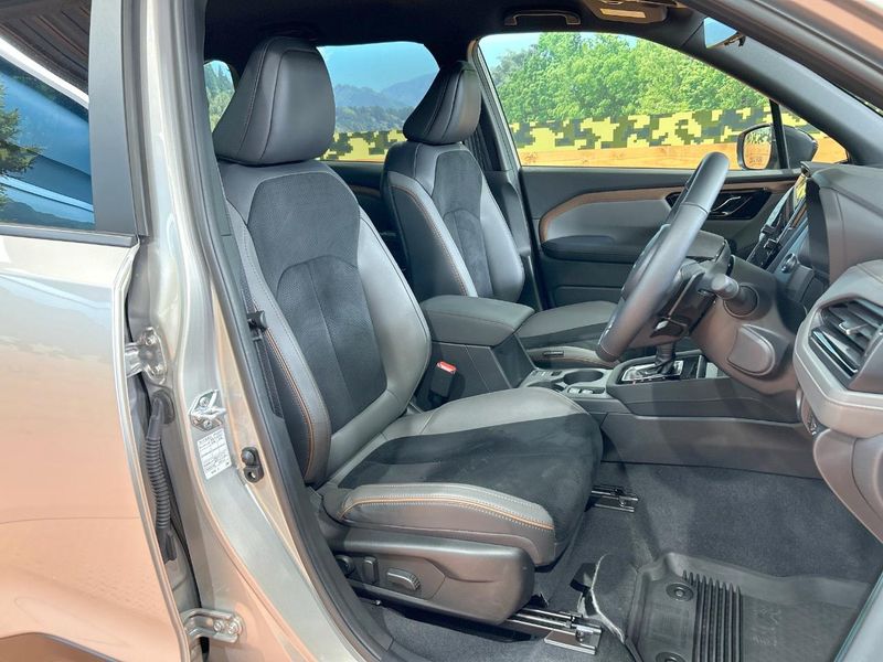 2025 Subaru Forester 3BA-SL5 (UW-6a45d76c1545a)[18]