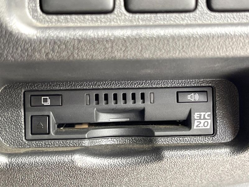 2020 Toyota Hiace Van 3BF-TRH200V (UW-6a45d77433949)[13]