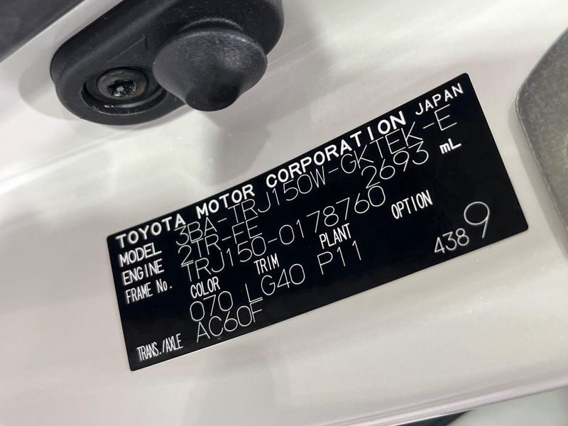 2023 Toyota Land Cruiser Prado 3BA-TRJ150W (UW-6a45d77be9b97)[1]