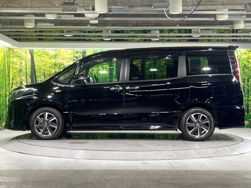 2018 Toyota Noah DBA-ZRR80W (UW-6a45d79e936a9)[12]