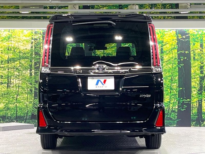 2018 Toyota Noah DBA-ZRR80W (UW-6a45d79e936a9)[10]