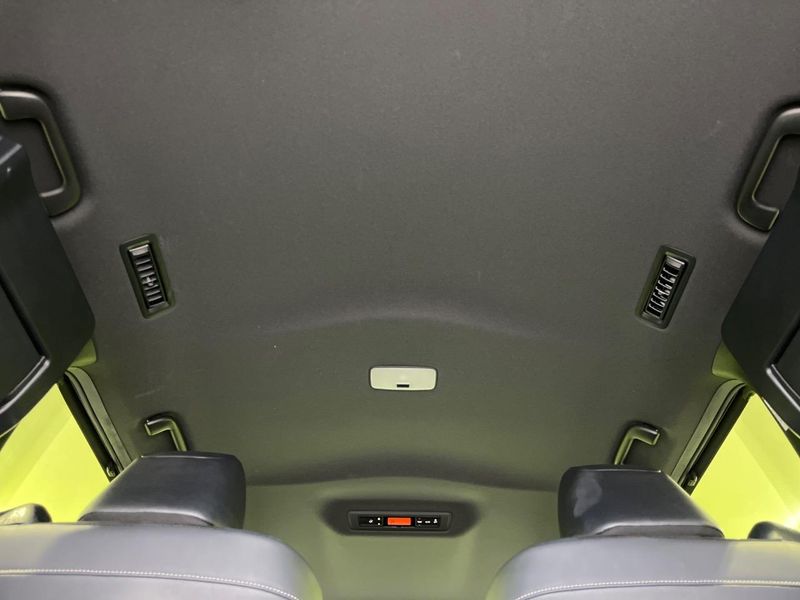 2021 Toyota Noah 3BA-ZRR85W (UW-6a45d7a59b9d2)[11]