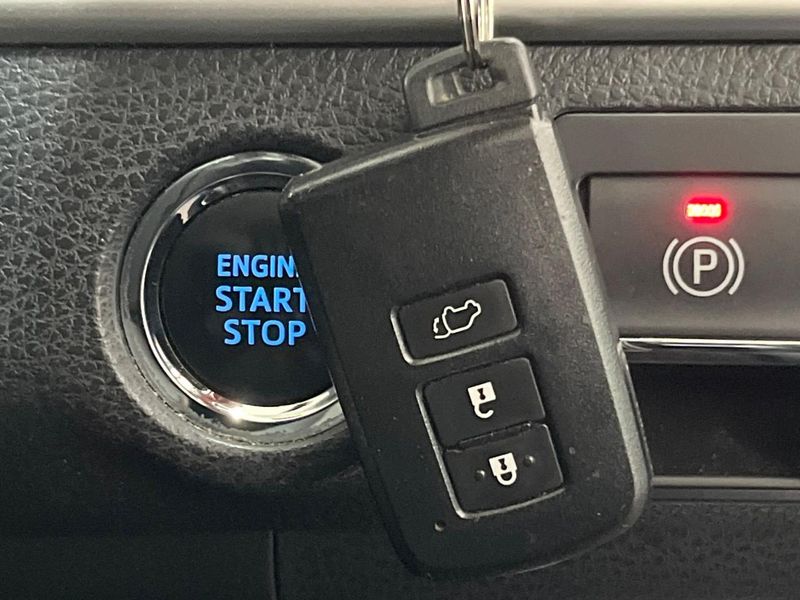 2017 Toyota Harrier DBA-ZSU60W (UW-6a45d7a8748bc)[22]
