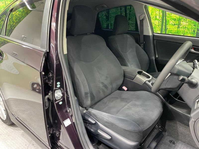 2012 Toyota Prius DAA-ZVW30 (UW-6a45d7aef239d)[28]