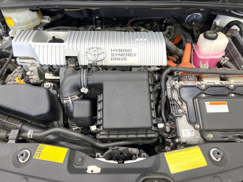 2013 Toyota Prius DAA-ZVW30 (UW-6a45d7afc169e)[4]