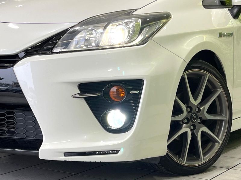 2013 Toyota Prius DAA-ZVW30 (UW-6a45d7afc169e)[9]