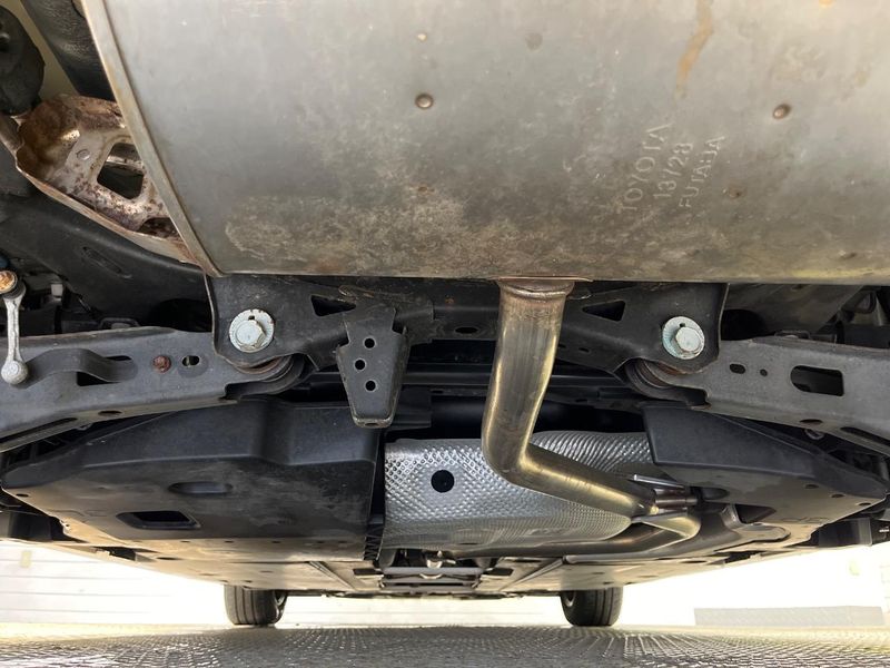 2016 Toyota Prius DAA-ZVW51 (UW-6a45d7bb955b9)[10]