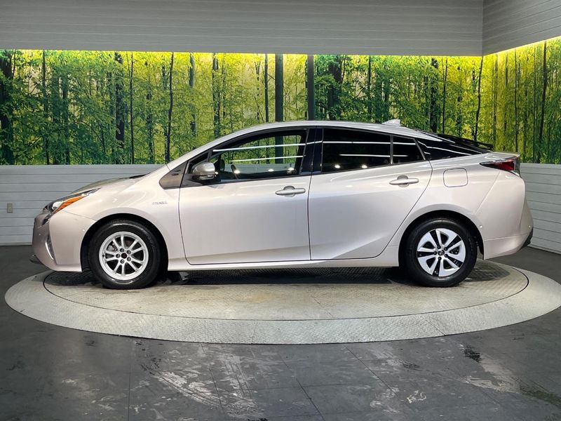 2016 Toyota Prius DAA-ZVW51 (UW-6a45d7bb955b9)[6]