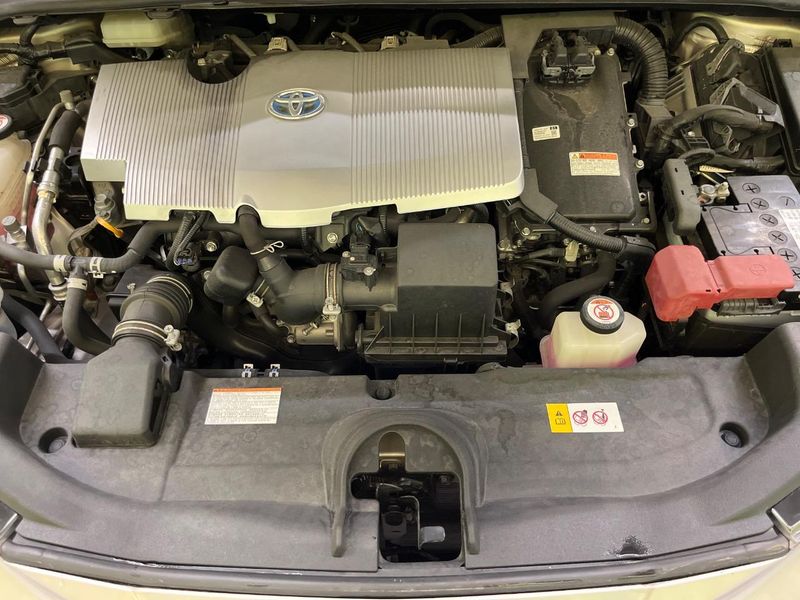 2016 Toyota Prius DAA-ZVW51 (UW-6a45d7bb955b9)[17]