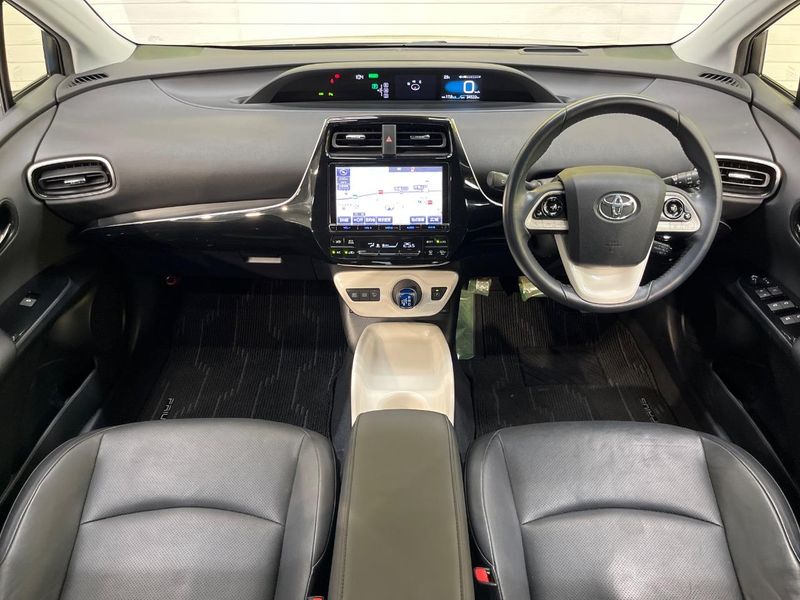 2016 Toyota Prius DAA-ZVW51 (UW-6a45d7bb955b9)[20]