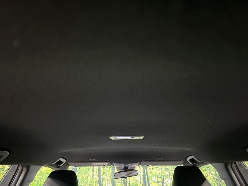 2023 Toyota Corolla Touring 6AA-ZWE219W (UW-6a45d7bf0afab)[25]