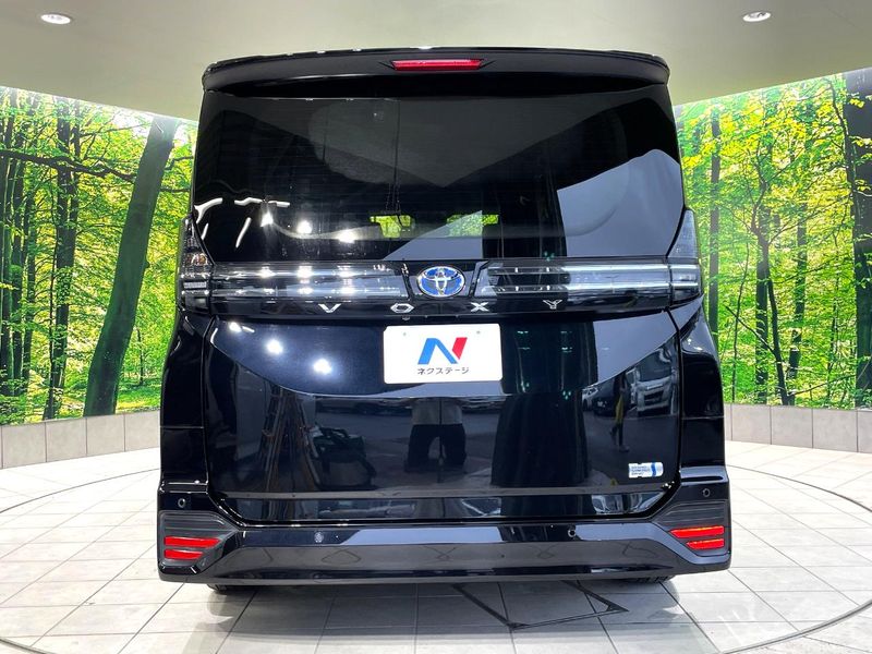 2023 Toyota Voxy 6AA-ZWR90W (UW-6a45d7c6dcda6)[19]