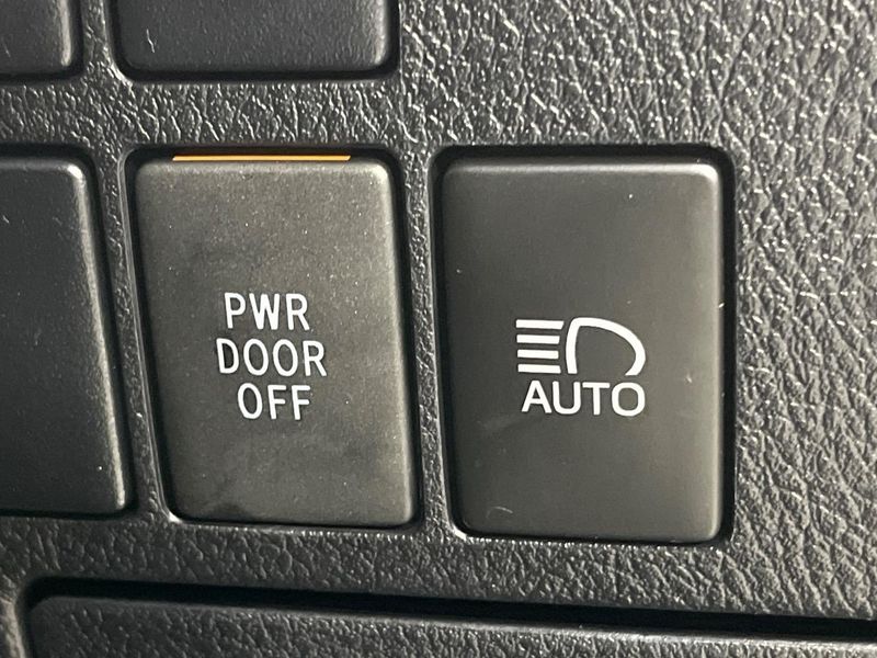 2021 Toyota Alphard 3BA-AGH30W (UW-6a472717c7e97)[19]