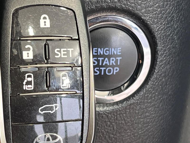 2023 Toyota Alphard 3BA-AGH30W (UW-6a47271cf1aa0)[23]