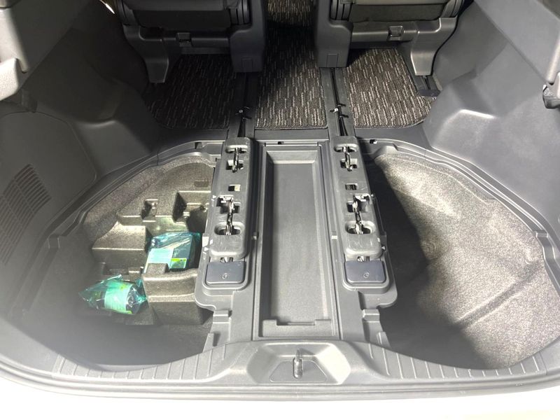 2025 Toyota Alphard 3BA-AGH40W (UW-6a4727231fddb)[26]