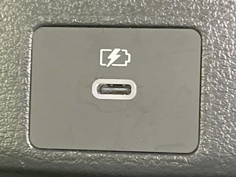 2025 Nissan Aura 6AA-FE13 (UW-6a4727837f45e)[25]