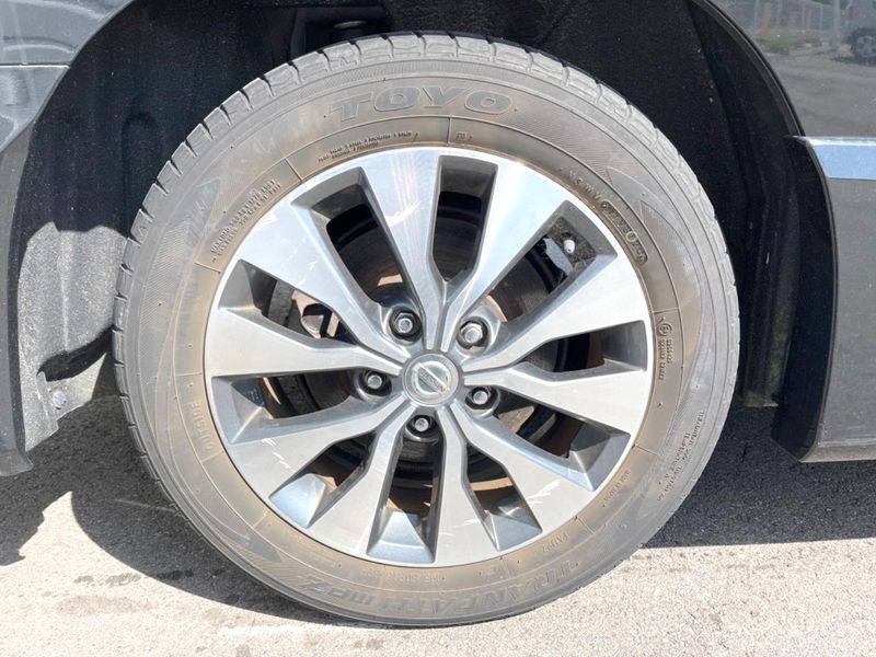 2017 Nissan Serena DAA-GFC27 (UW-6a4727933984e)[9]