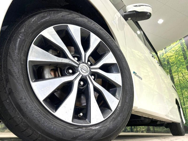 2017 Nissan Serena DAA-GFC27 (UW-6a47279571156)[17]