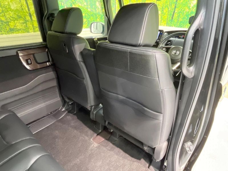 2018 Honda N-BOX CUSTOM DBA-JF3 (UW-6a4727ed5d532)[23]