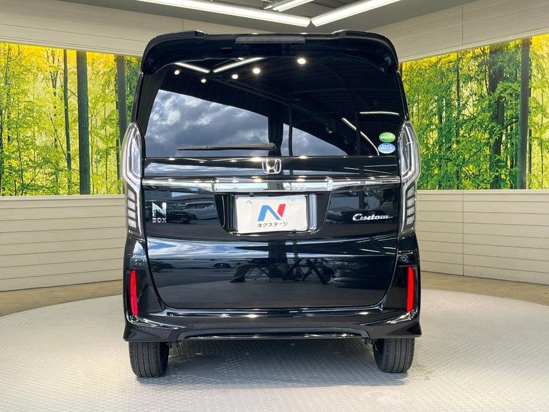 2018 Honda N-BOX CUSTOM DBA-JF3 (UW-6a4727ed5d532)[16]