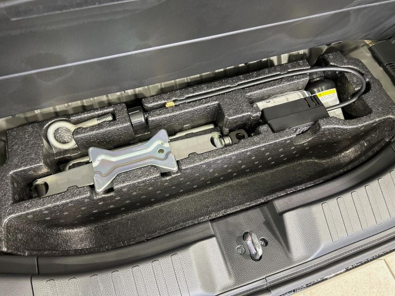 2021 Honda N-BOX CUSTOM 6BA-JF3 (UW-6a4727f1da884)[20]