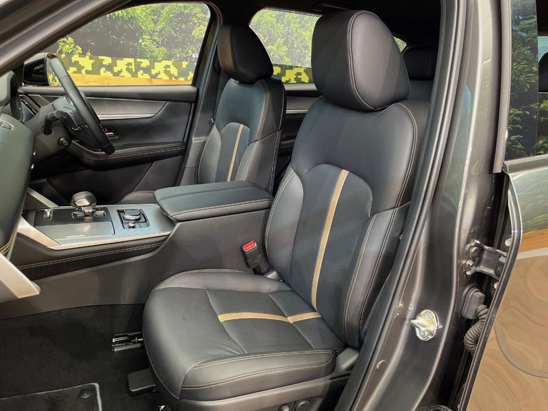2022 Mazda CX-60 3CA-KH3R3P (UW-6a4728221f15f)[25]